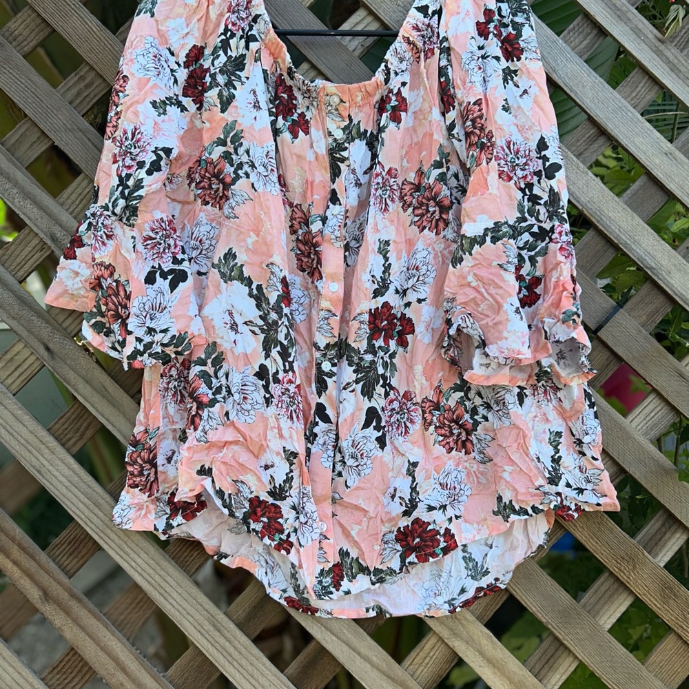 Feathers by Tolani Blouse Floral Soft Modal Size XL - Picture 2 of 9